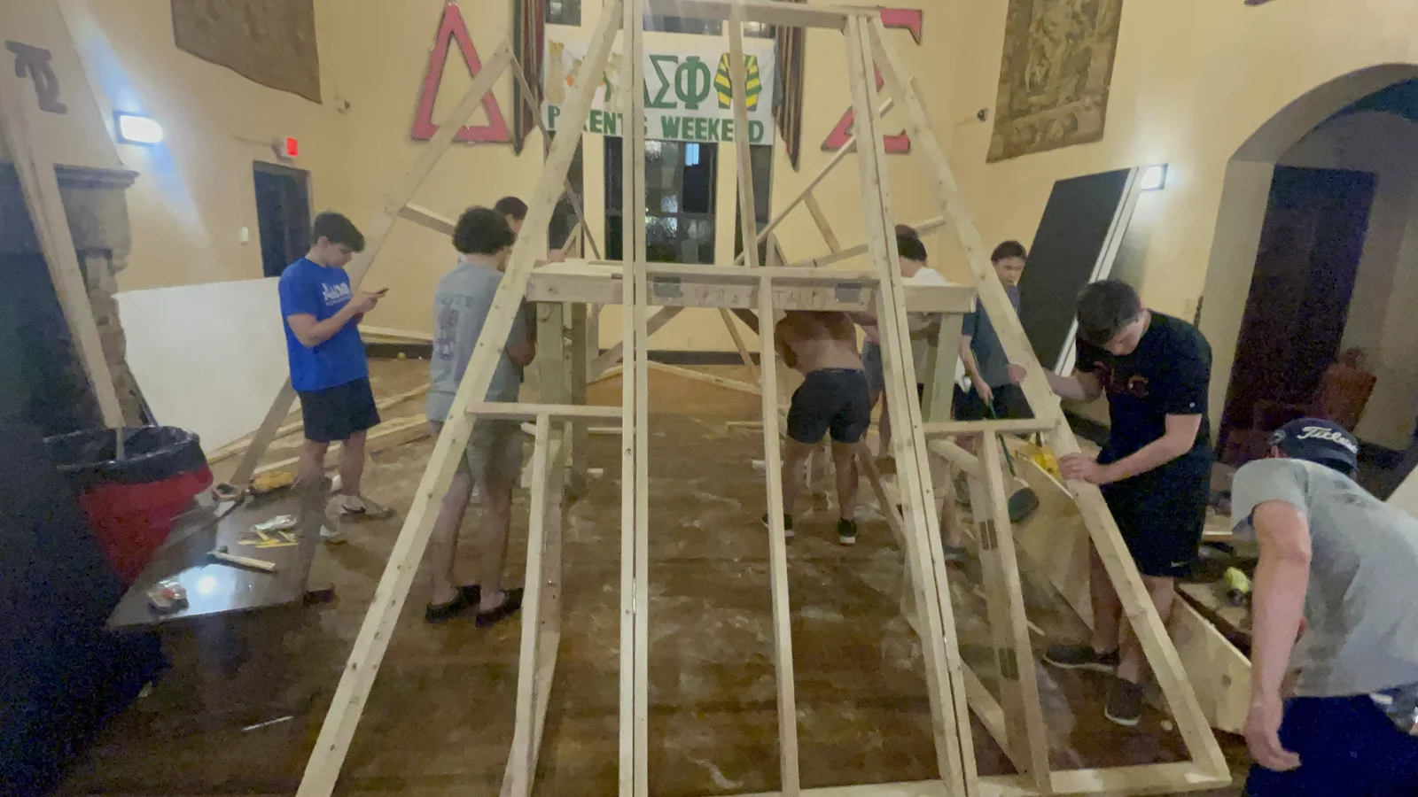 Building the collapsible 21-foot DJ pyramid